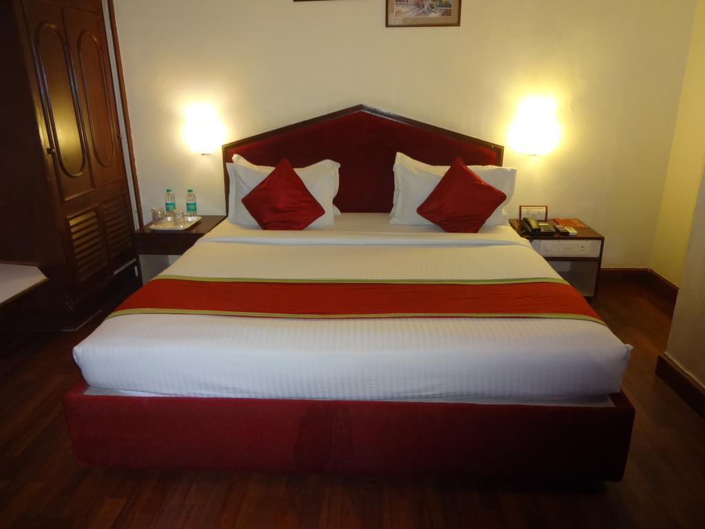 Nalapad'S Hotel Bangalore International Exterior foto
