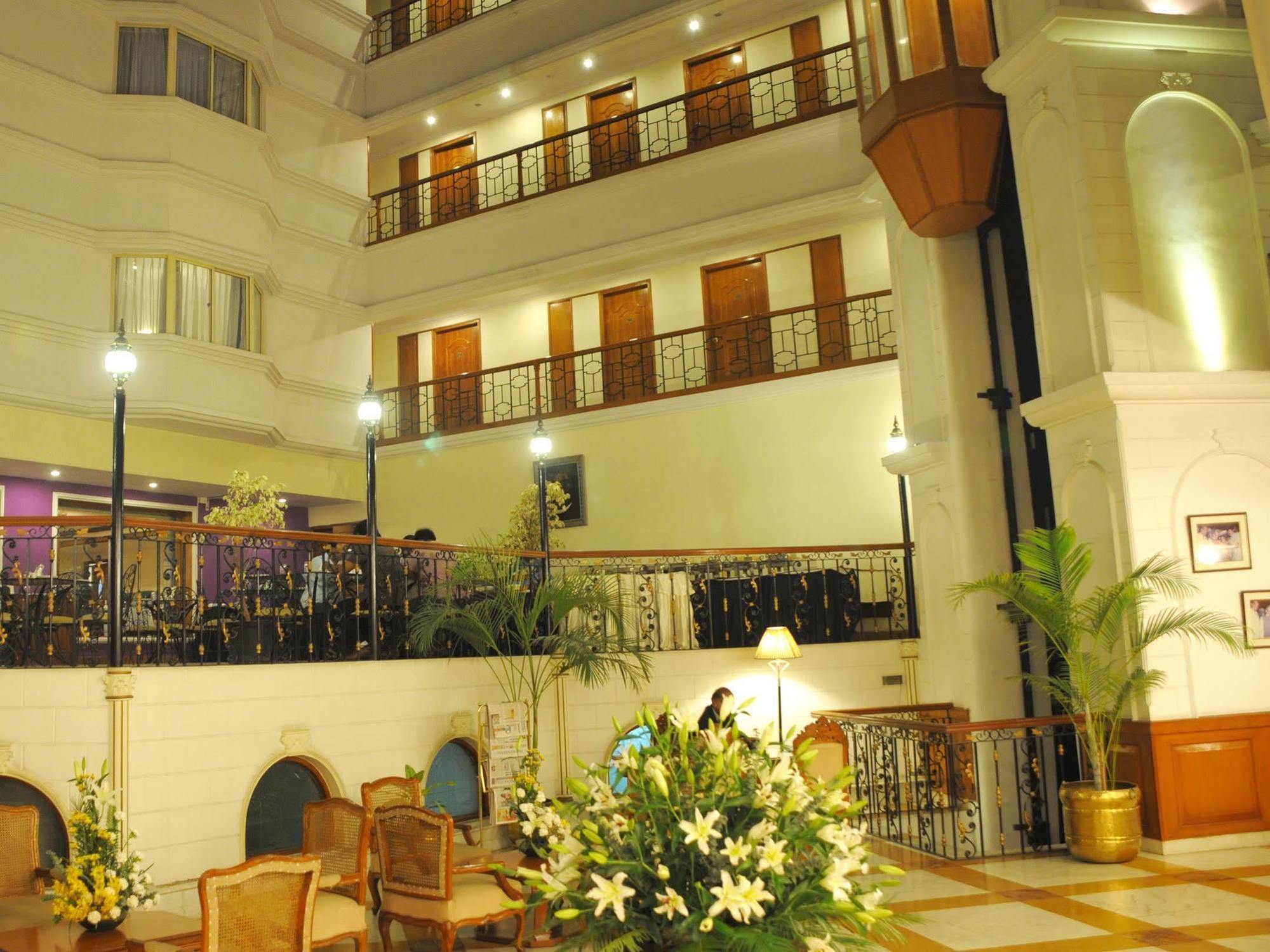 Nalapad'S Hotel Bangalore International Exterior foto